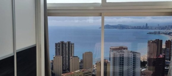 Apartamento de 2 dormitorios en Benidorm, Spain No. 189900 11