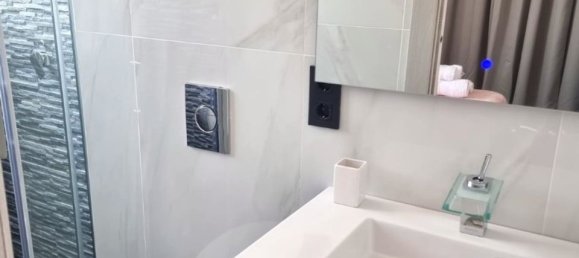 Apartamento de 2 dormitorios en Benidorm, Spain No. 189900 26