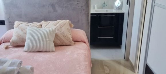 Apartamento de 2 dormitorios en Benidorm, Spain No. 189900 29