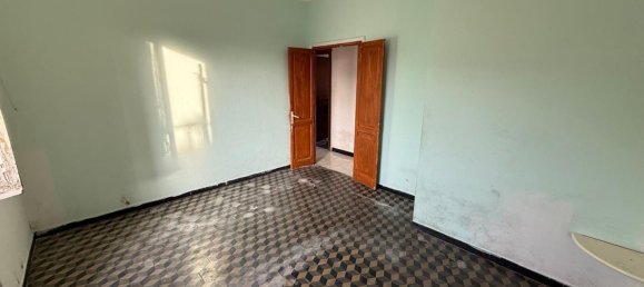 5-Zimmer Wohnung in Genoa, Italy, Nr. 105768 6