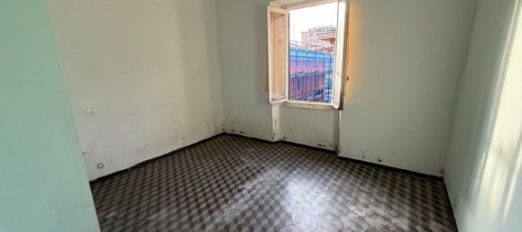 5-Zimmer Wohnung in Genoa, Italy, Nr. 105768 8