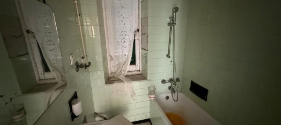 5-Zimmer Wohnung in Genoa, Italy, Nr. 105768 16