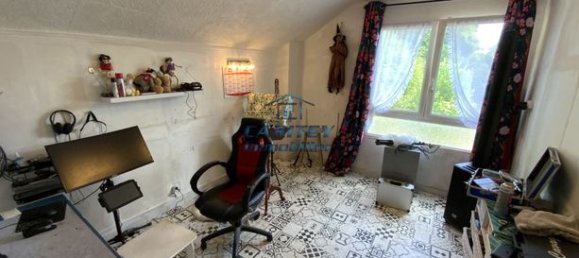 4 bedrooms House in Ronchamp, France No. 302182 10