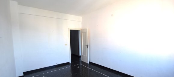 3-Zimmer Wohnung in Genoa, Italy, Nr. 128896 19