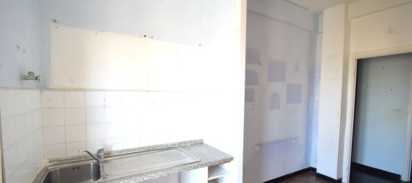3-Zimmer Wohnung in Genoa, Italy, Nr. 128896 11