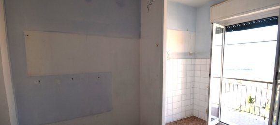 3-Zimmer Wohnung in Genoa, Italy, Nr. 128896 10