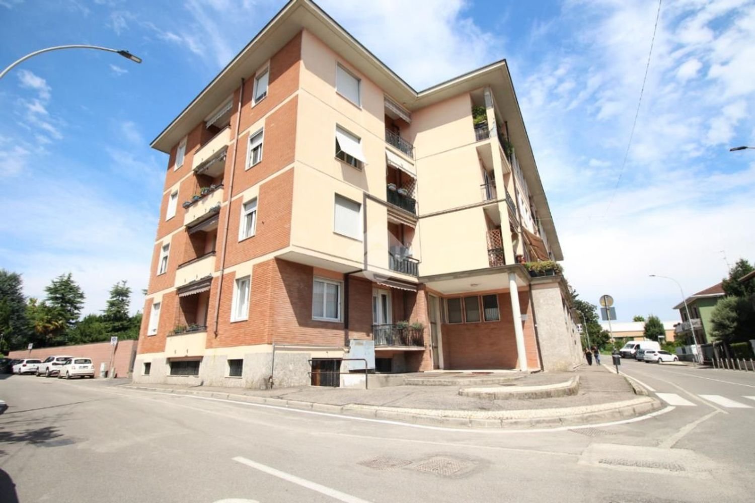 2غرفة شقة في Pero, Italy رقم 330349