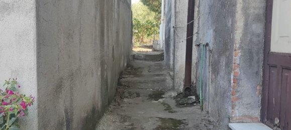 10 rooms House in Castiglione di Sicilia, Italy No. 176419 5