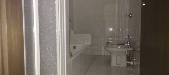 2 Schlafzimmer Wohnung in Rho, Italy, Nr. 82589 9