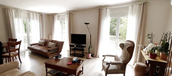 3 bedrooms House in Lignan-de-Bordeaux, France No. 317788 3