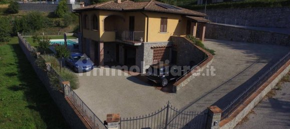 5 bedrooms House in Castiglione di Garfagnana, Italy No. 188141 12