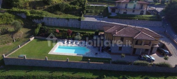 5 bedrooms House in Castiglione di Garfagnana, Italy No. 188141 11