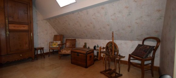 4 bedrooms House in Chaussin, France No. 290776 7