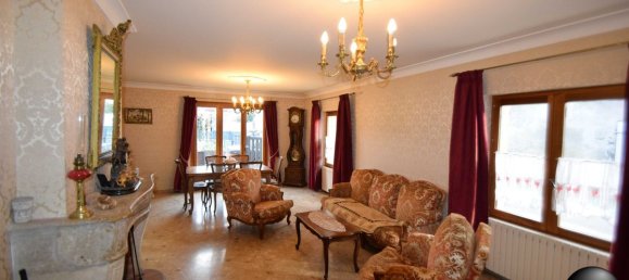 4 bedrooms House in Chaussin, France No. 290776 2