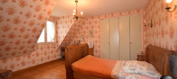 4 bedrooms House in Chaussin, France No. 290776 8