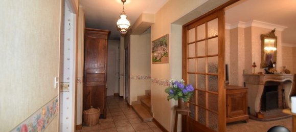 4 bedrooms House in Chaussin, France No. 290776 5