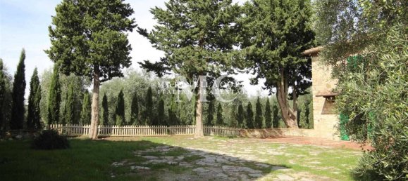 5 bedrooms House in San Casciano in Val di Pesa, Italy No. 189746 5