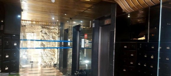 44m² Office in Lisbon, Portugal No. 94100 7