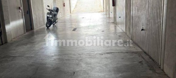 23m² Garage in Rome, Italy No. 228706 6