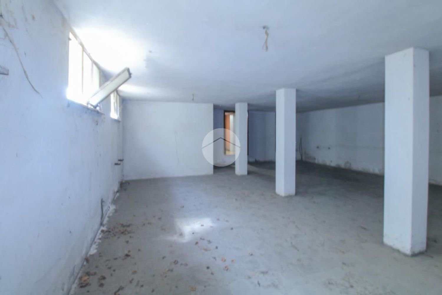 100m² Warehouse in Caravaggio, Italy No. 364734