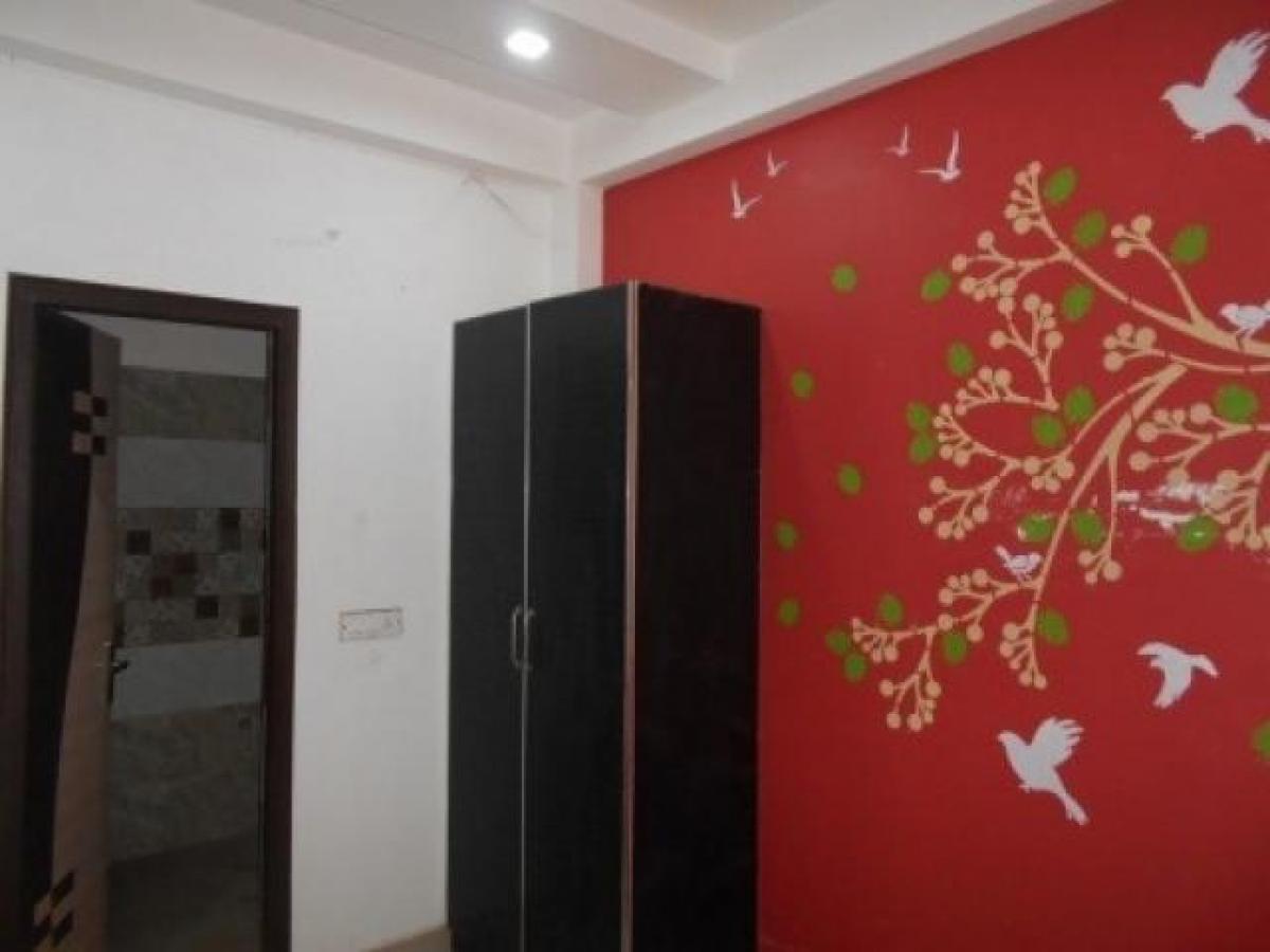 2 bedrooms House in Ghaziabad, India No. 43477