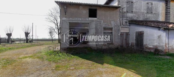 4 bedrooms Villa in Sant'Agata Bolognese, Italy No. 139754 12