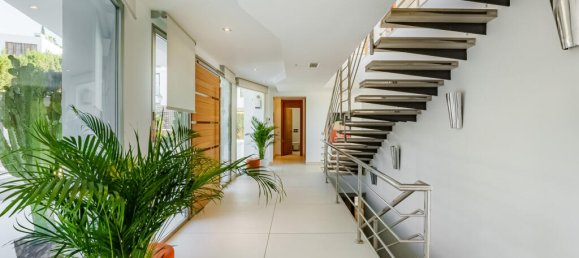 5 Schlafzimmer Villa in Marbella, Spain, Nr. 84323 7