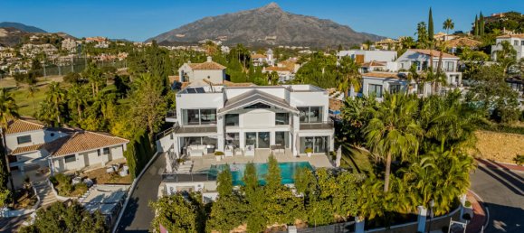 5 Schlafzimmer Villa in Marbella, Spain, Nr. 84323 26
