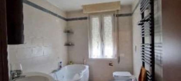 3-salle Appartement à Montorfano, Italy No. 3895 6