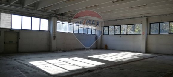 5565m² Commercial property in Castelletto sopra Ticino, Italy No. 52915 7