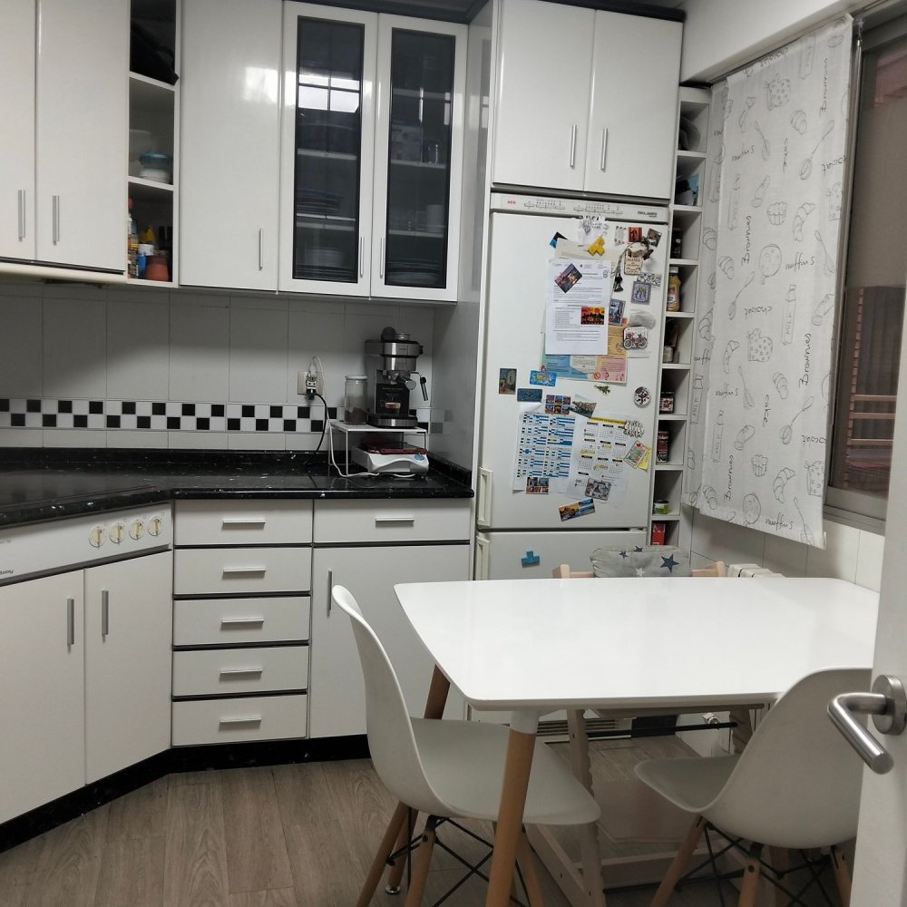 4 bedrooms Apartment in Logrono, Spain No. 232654