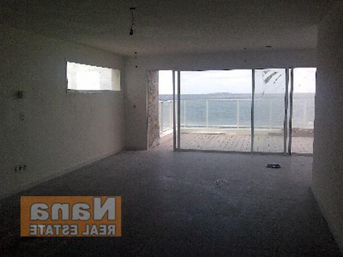 Apartamento T3 em Maldonado, Uruguay N.º 2512