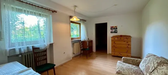 Бунгало с 6 комнатами в Эрланген, Германия № 32072 10