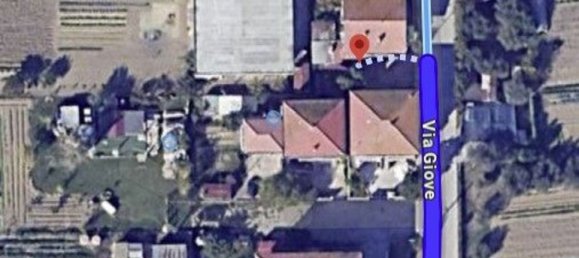 5 rooms Apartment in Pineto, Italy No. 98290 3