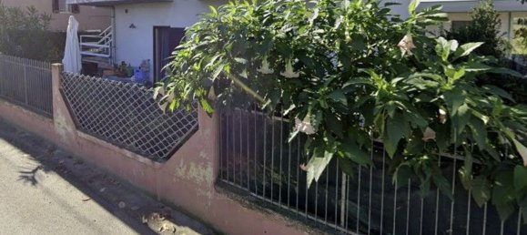 5 rooms Apartment in Pineto, Italy No. 98290 7