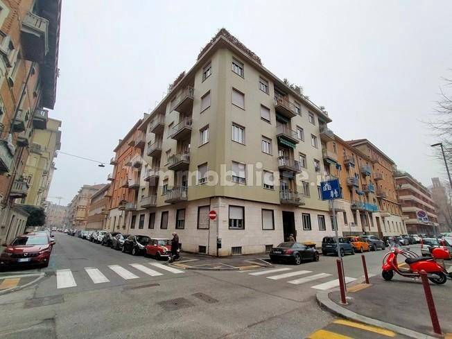 4 Schlafzimmer Wohnung in Turin, Italy, Nr. 191086