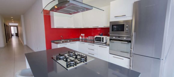 3 غرف نوم شقة في Sliema, Malta رقم 8955 3