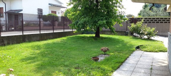 Квартира с 2 комнатами в Чериано Лагетто, Италия № 277945 4