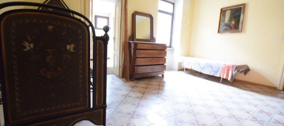 Дом с 10 комнатами в Макомер, Италия № 255825 5