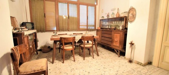 Дом с 10 комнатами в Макомер, Италия № 255825 8