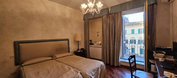 2 bedrooms Penthouse in Siena, Italy No. 65445 17