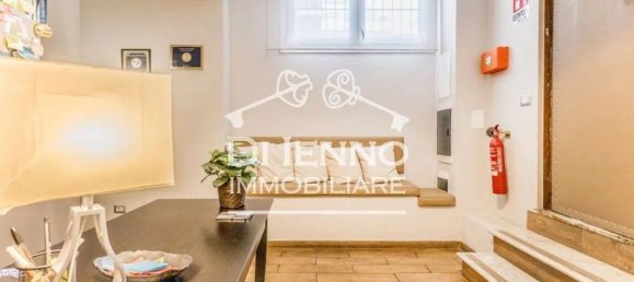 5 rooms House in Rome, Italy No. 297132 3