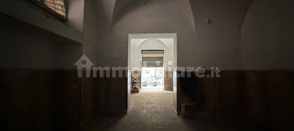 Коммерческая недвижимость с 4 комнатами в Рим, Италия № 132796 3