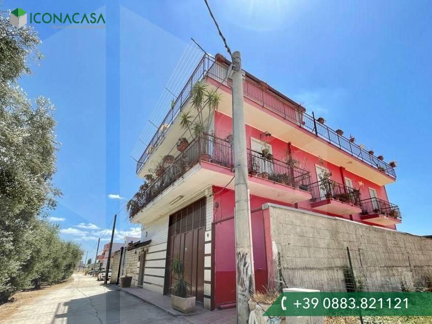 8غرفة شقة في Andria, Italy رقم 13185