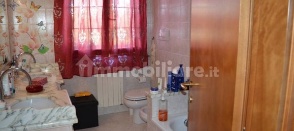 Apartamento de 3 dormitorios en Castiglione del Lago, Italy No. 213646 9