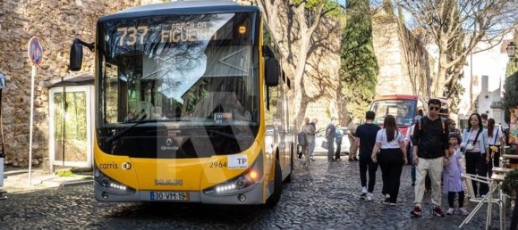 378m² Commercial property in Lisbon, Portugal No. 297032 37