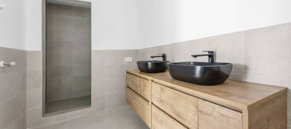 Villa T5 em Nova Santa Ponsa, Spain N.º 144283 10