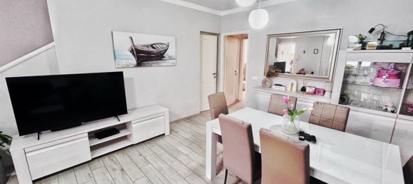 5 rooms House in Seravezza, Italy No. 195868 4