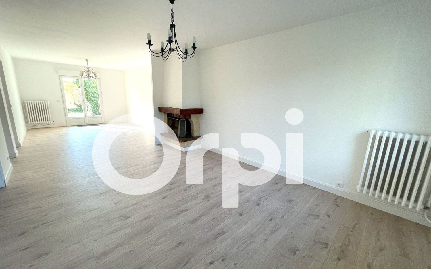 5 bedrooms House in Antony, France No. 149297