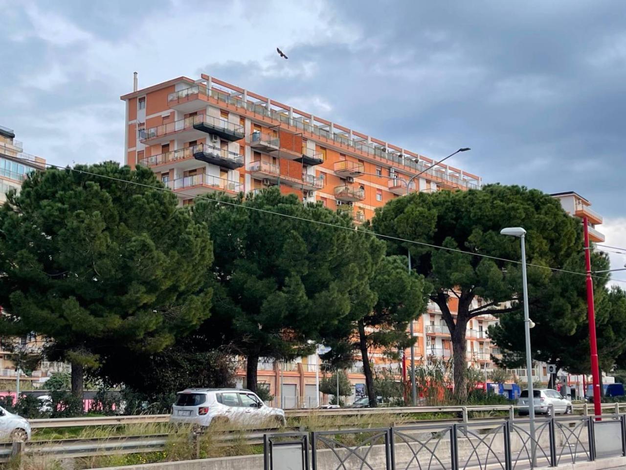 Квартира с 7 комнатами в Палермо, Италия № 137569